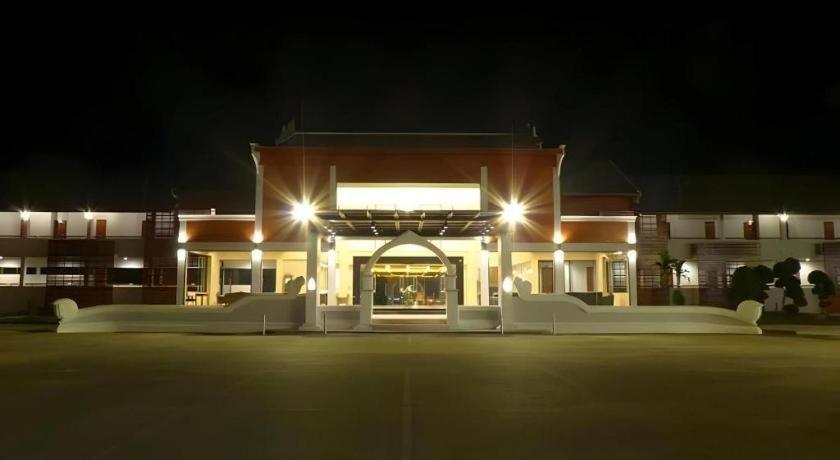 The Impress Nan Hotel מראה חיצוני תמונה